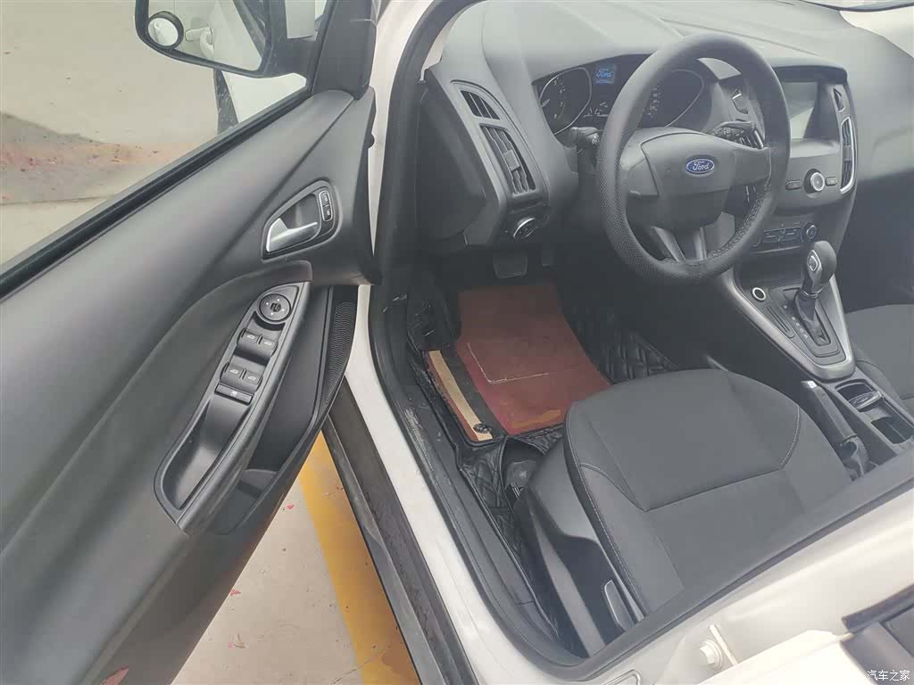 Ford Focus, 2016 16