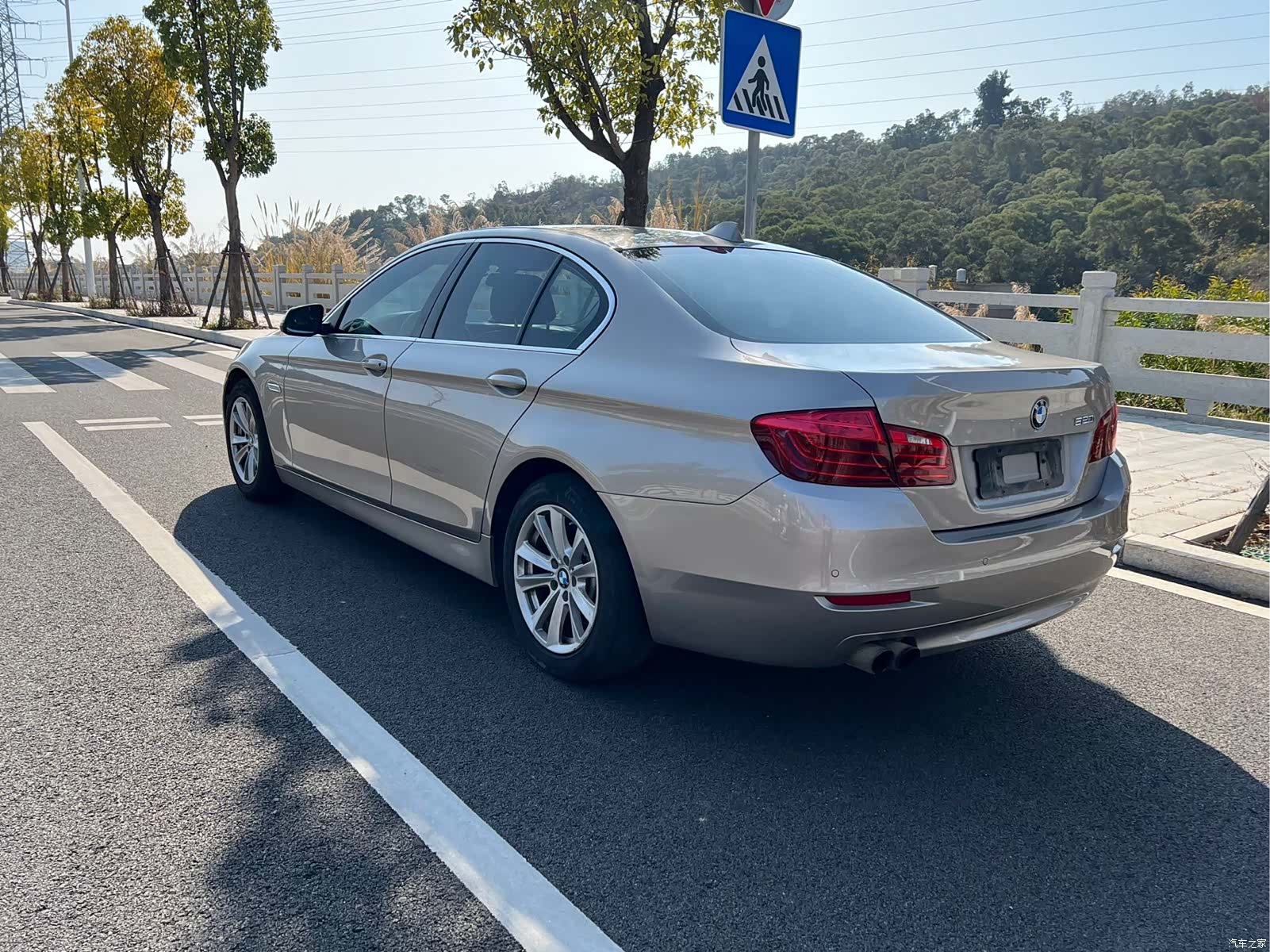 BMW 5 Series, 2015 9