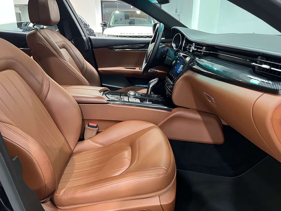 Maserati President
