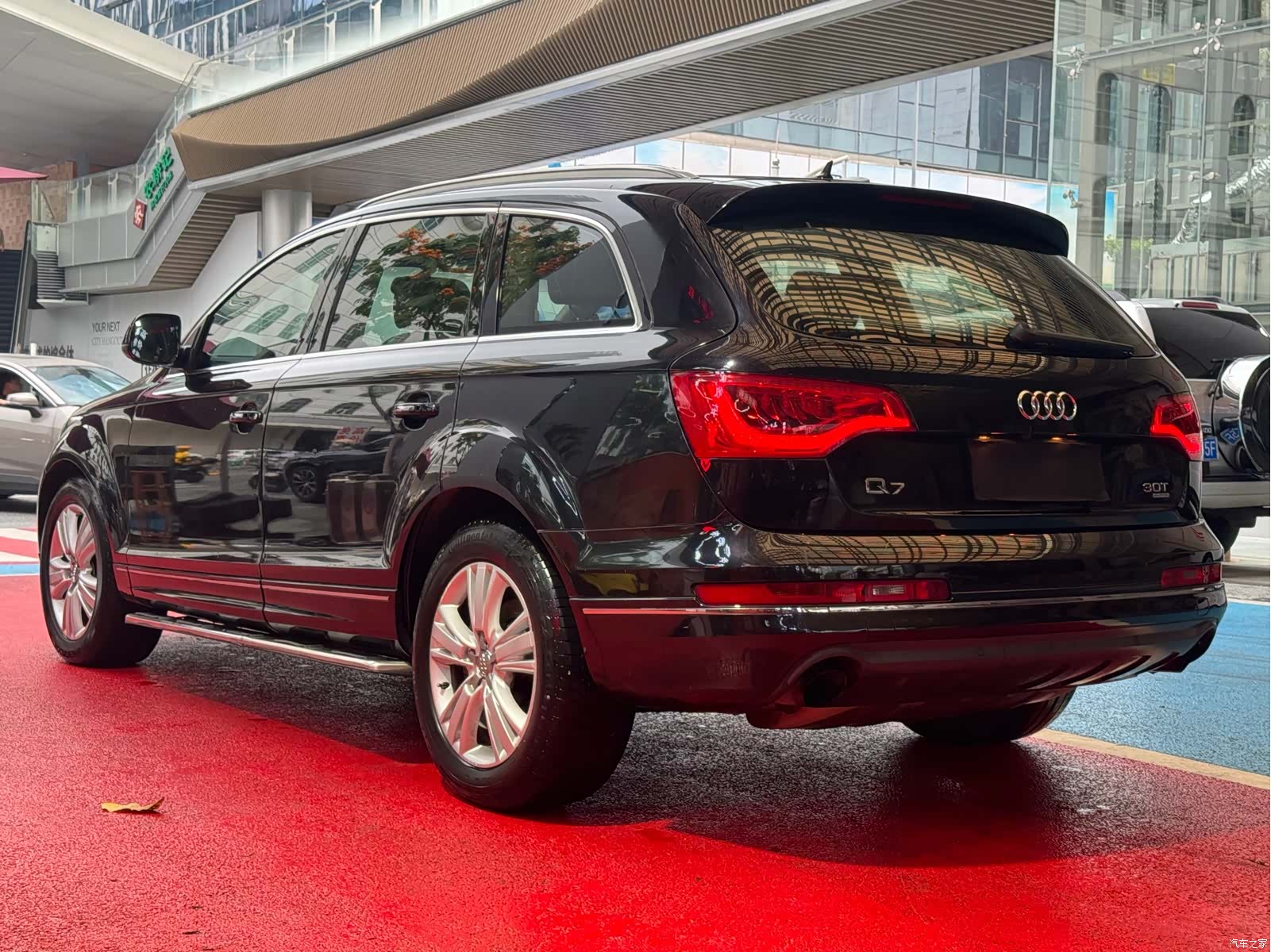 Audi Q7, 2012 4