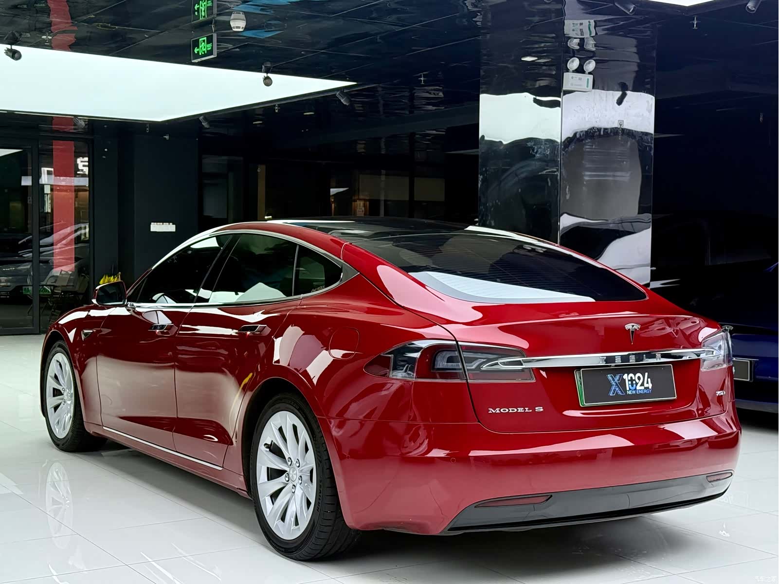 Tesla Model S, 2018 15