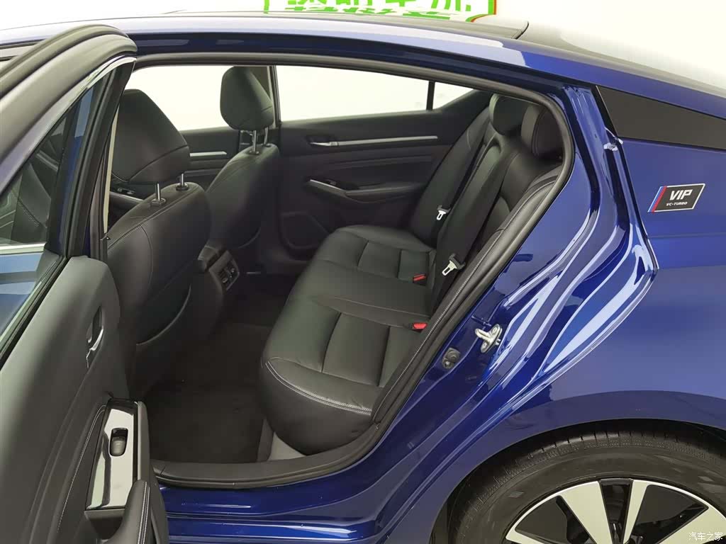 Nissan Teana, 2020 15