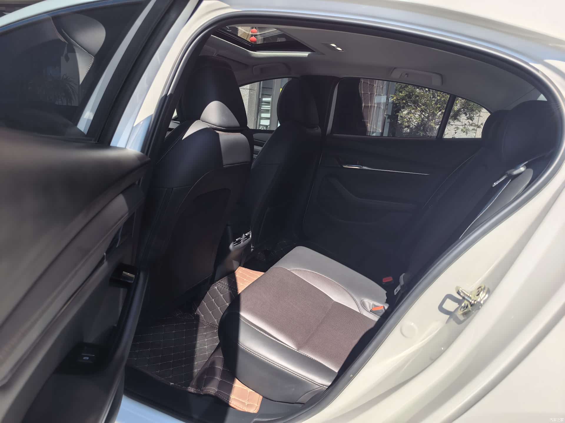 Mazda Mazda3, 2024 7