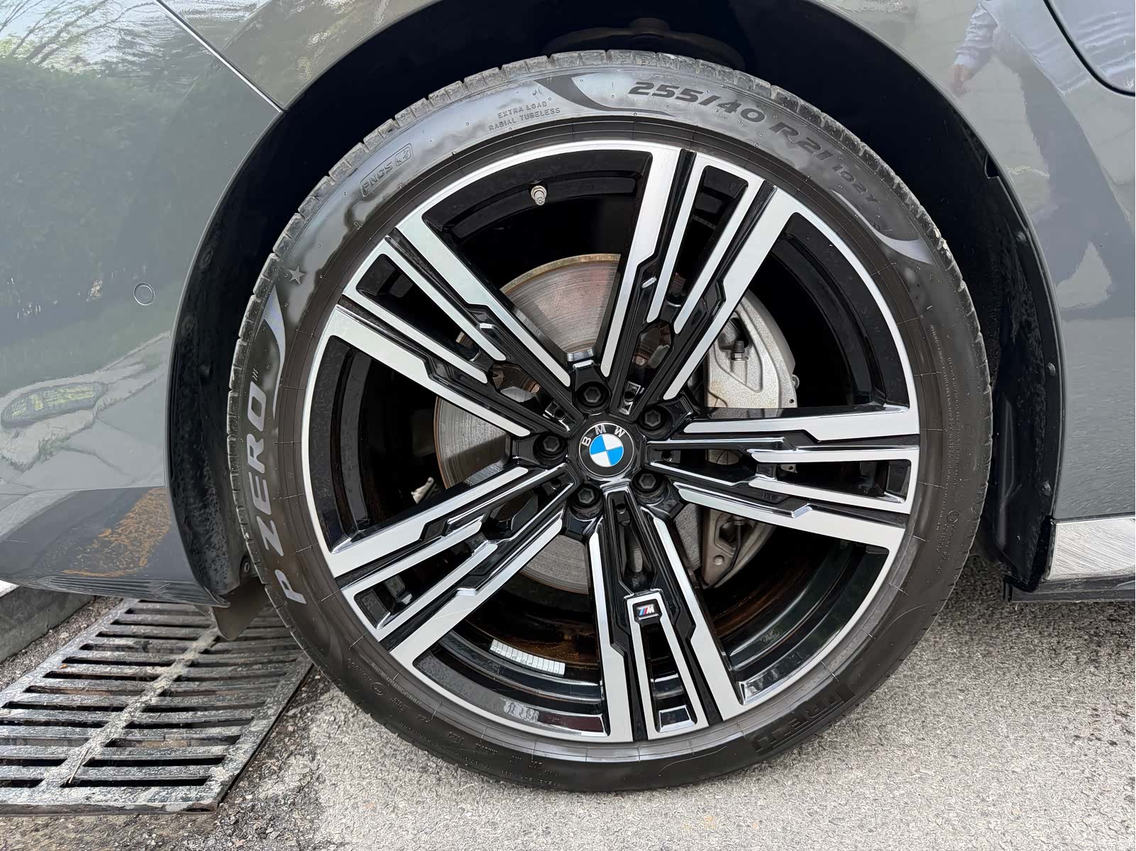 BMW i7, 2023 21