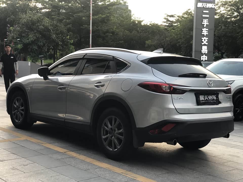 Mazda CX-4