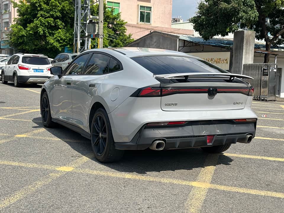 Changan UNI-V Changan UNI-V