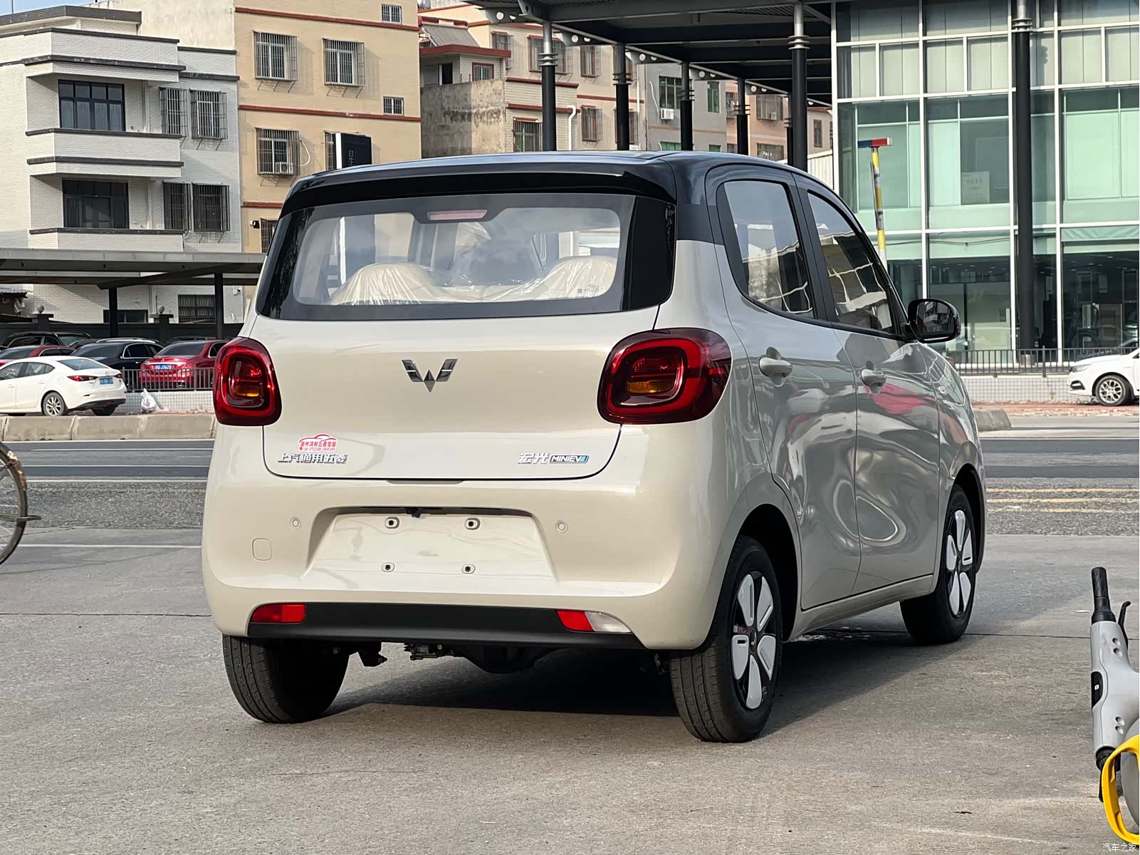 Wuling MINIEV, 2026 11