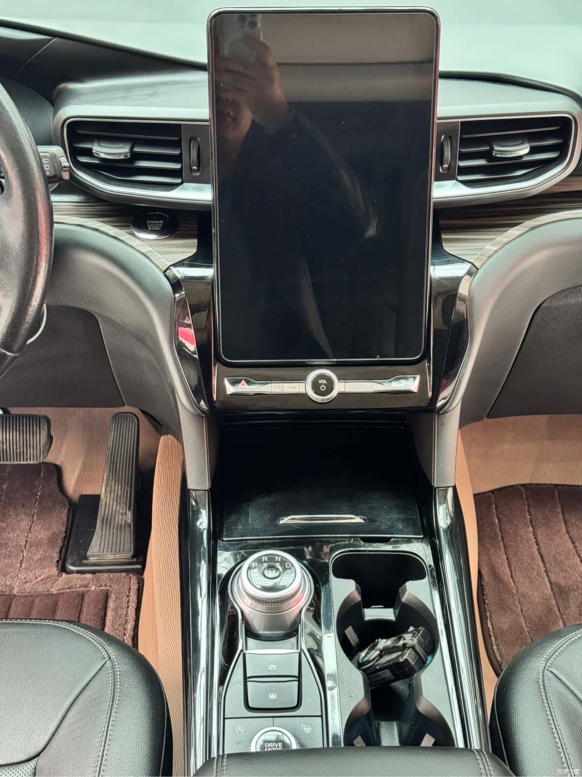 Ford Explorer, 2021 6