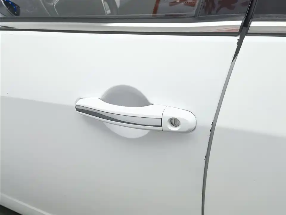 Geely Vision