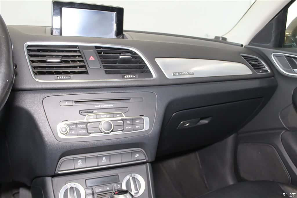 Audi Q3, 2014 12
