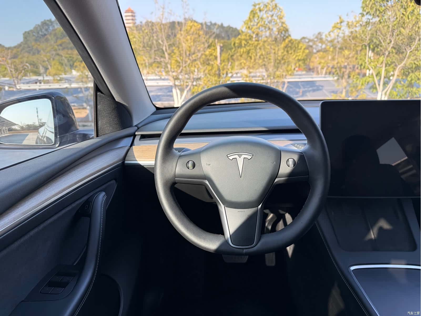 Tesla Model Y, 2021 7
