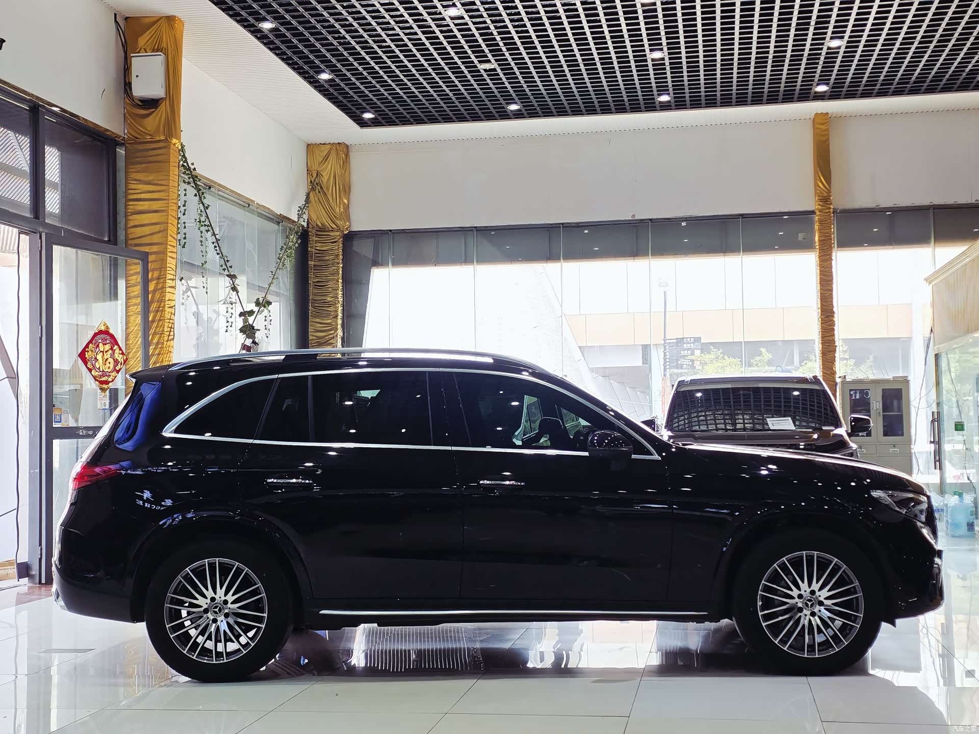 Mercedes-Benz GLC, 2023 4