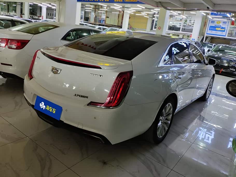Cadillac XTS