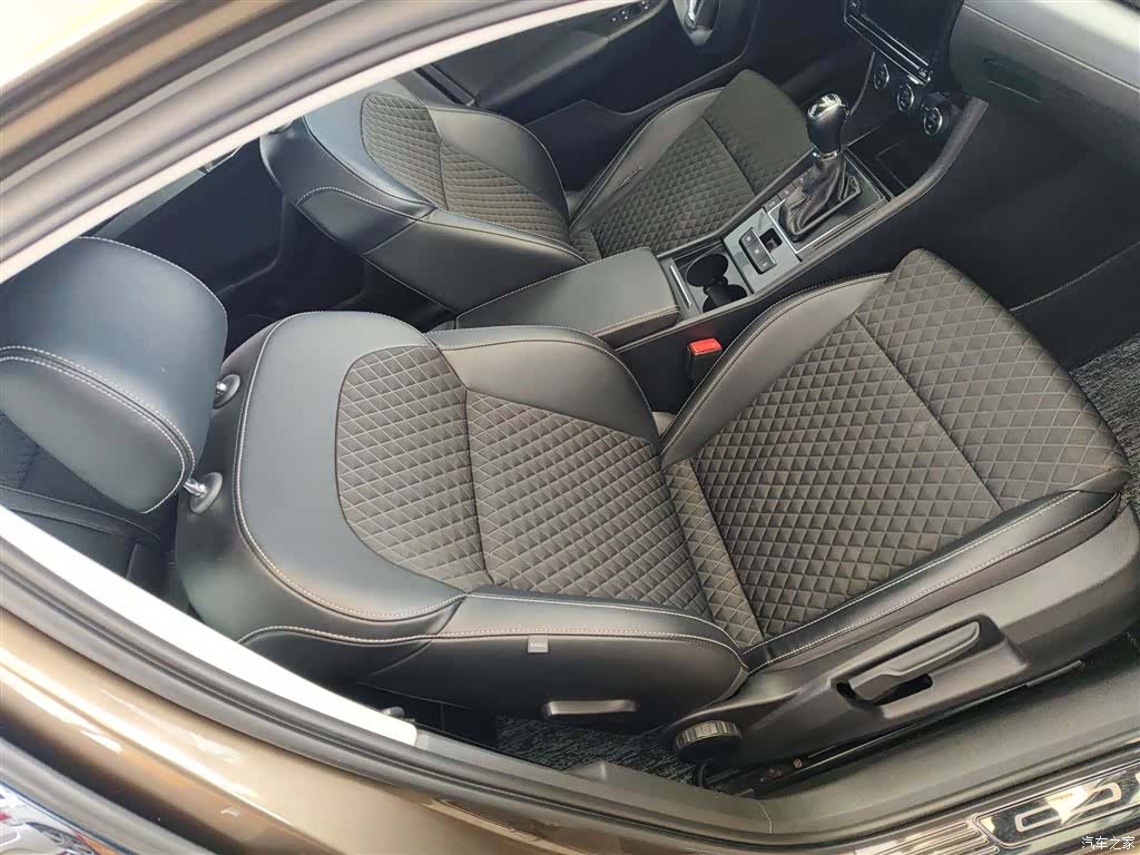 Skoda Superb, 2019 25