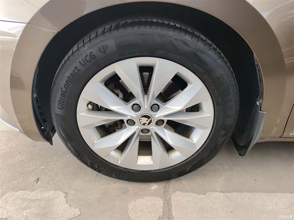 Skoda Superb, 2019 23