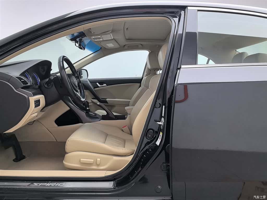 Honda Spirior, 2014 10