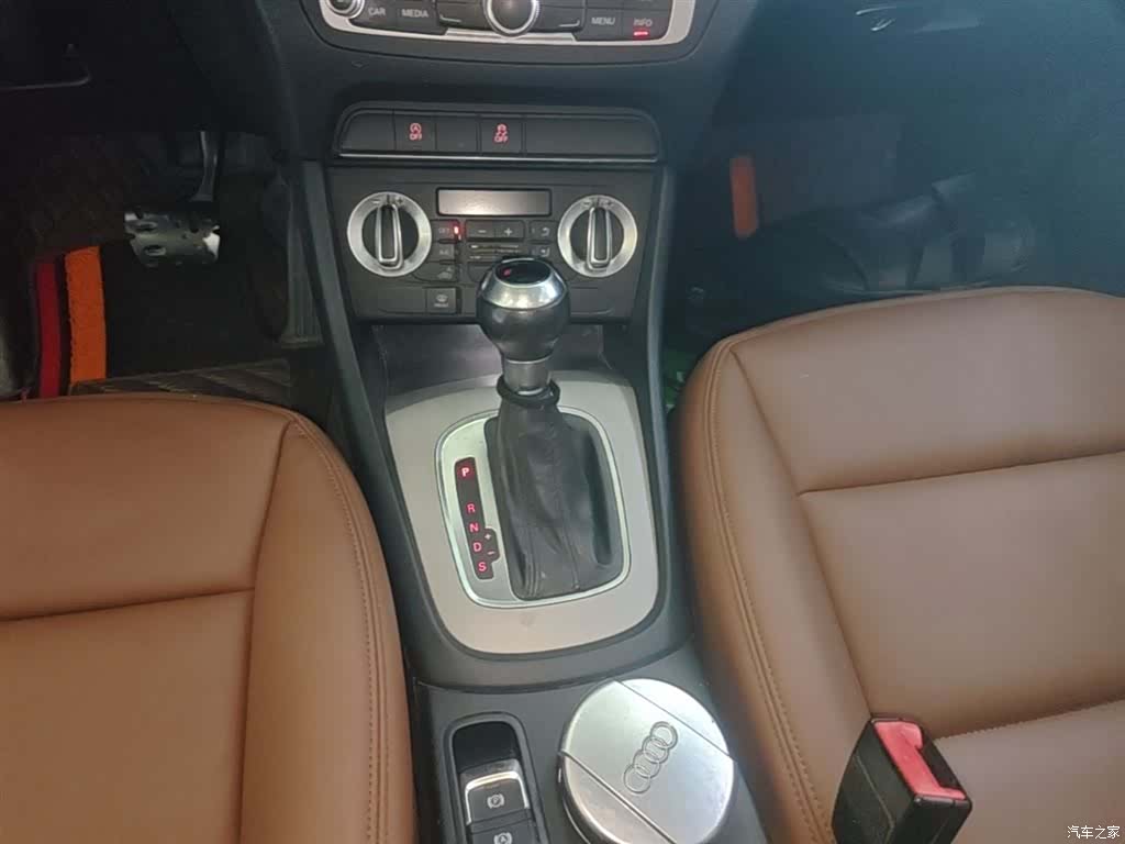 Audi Q3, 2016 14