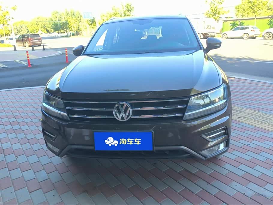 Volkswagen Tiguan L
