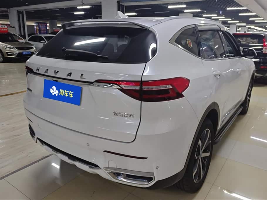 Haval F7
