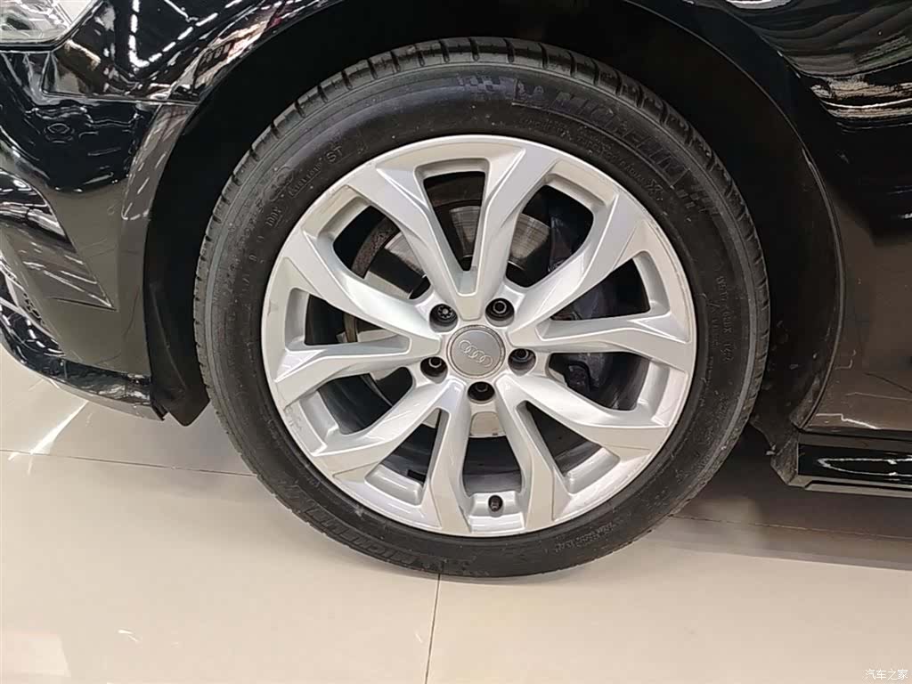 Audi A6L, 2018 23