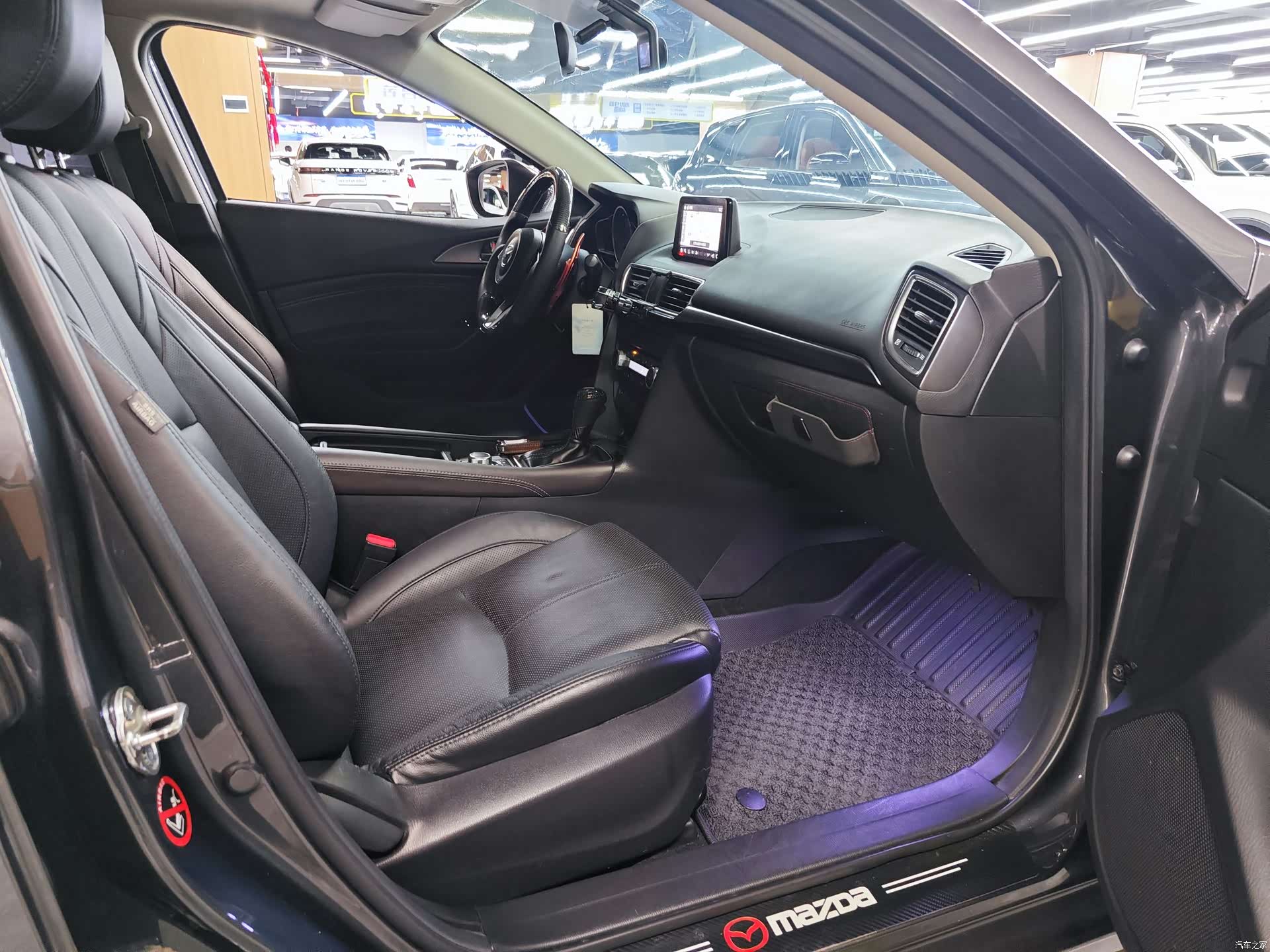 Mazda Mazda3, 2018 10