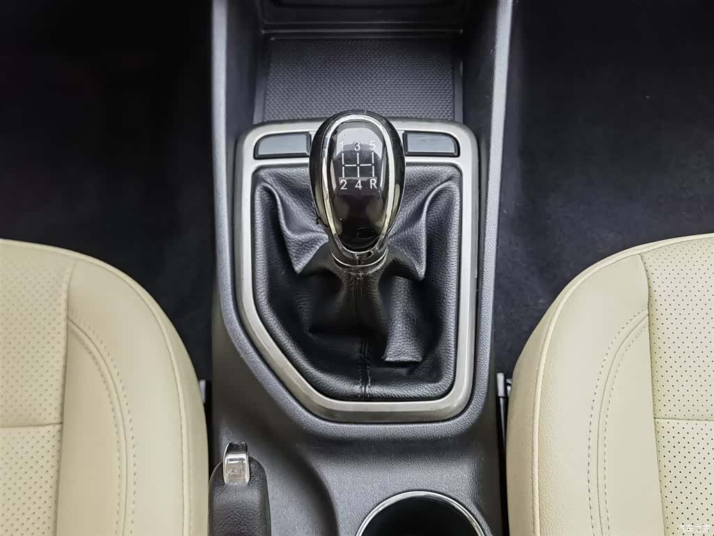 Changan Eado, 2017 13