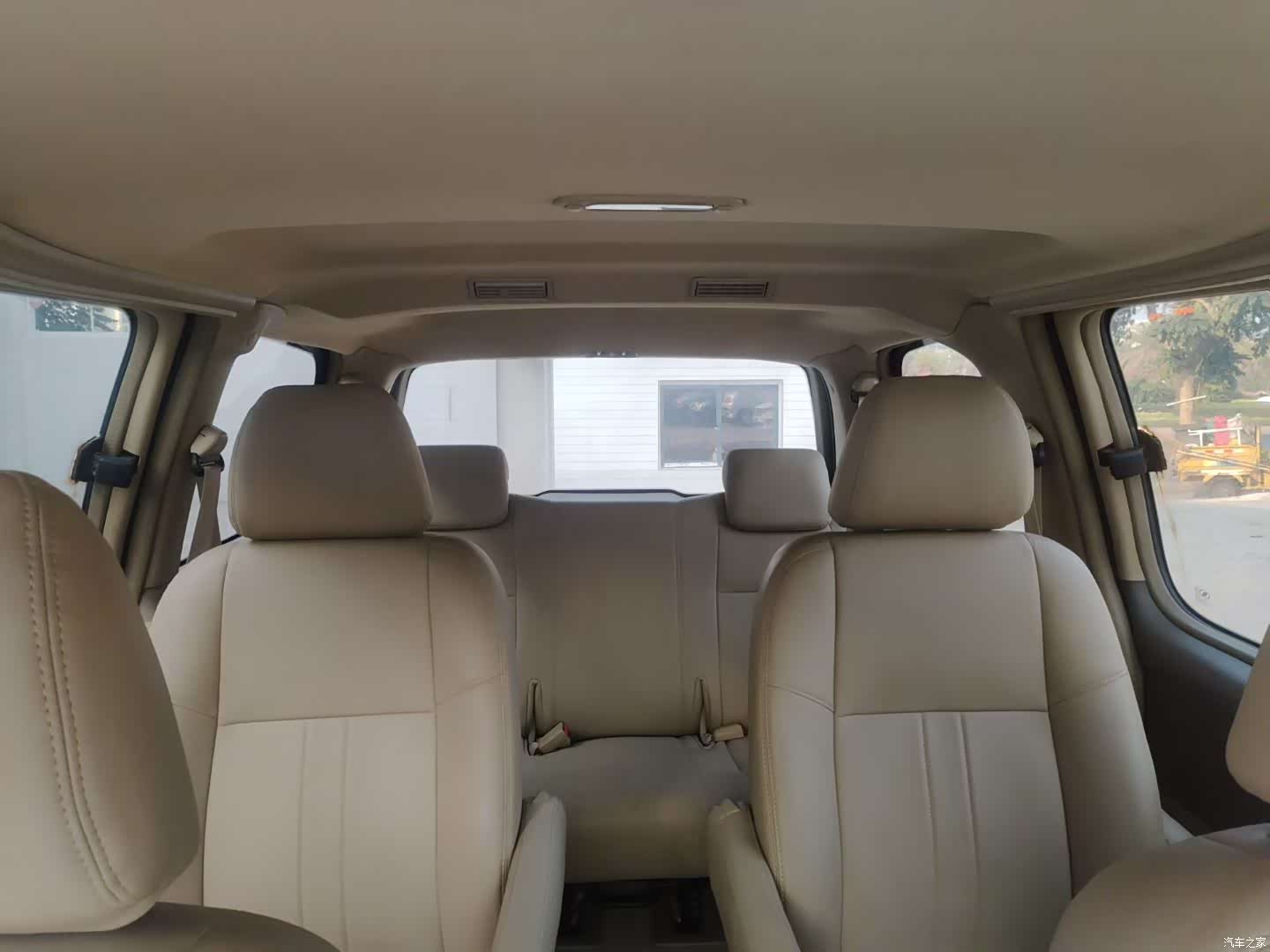 Buick GL8, 2014 4