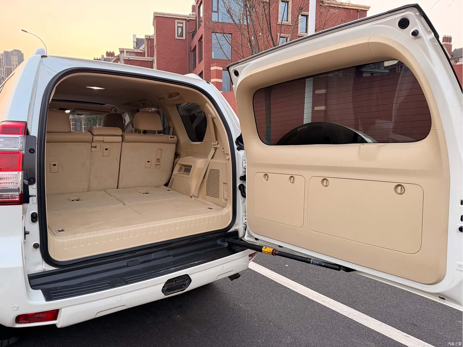 Toyota Prado, 2017 11
