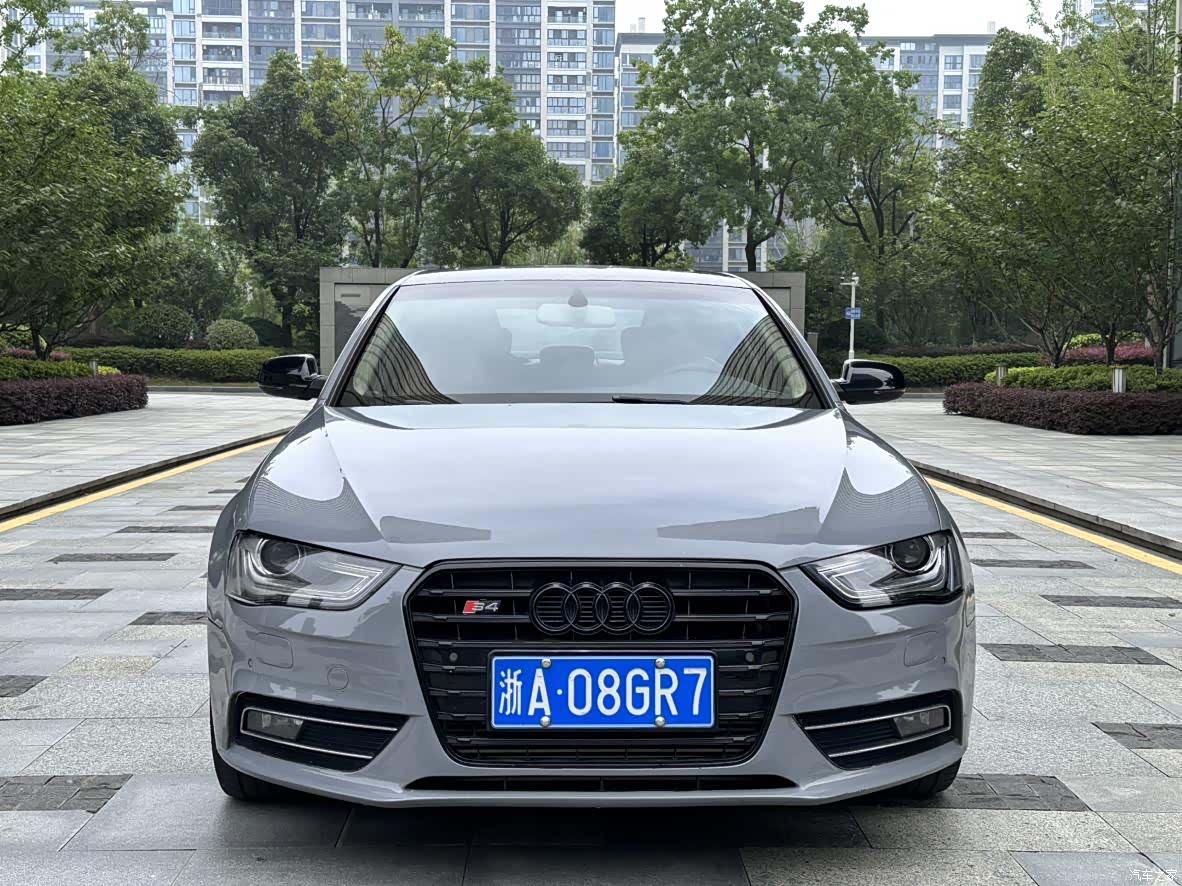 Audi A4L, 2013 2