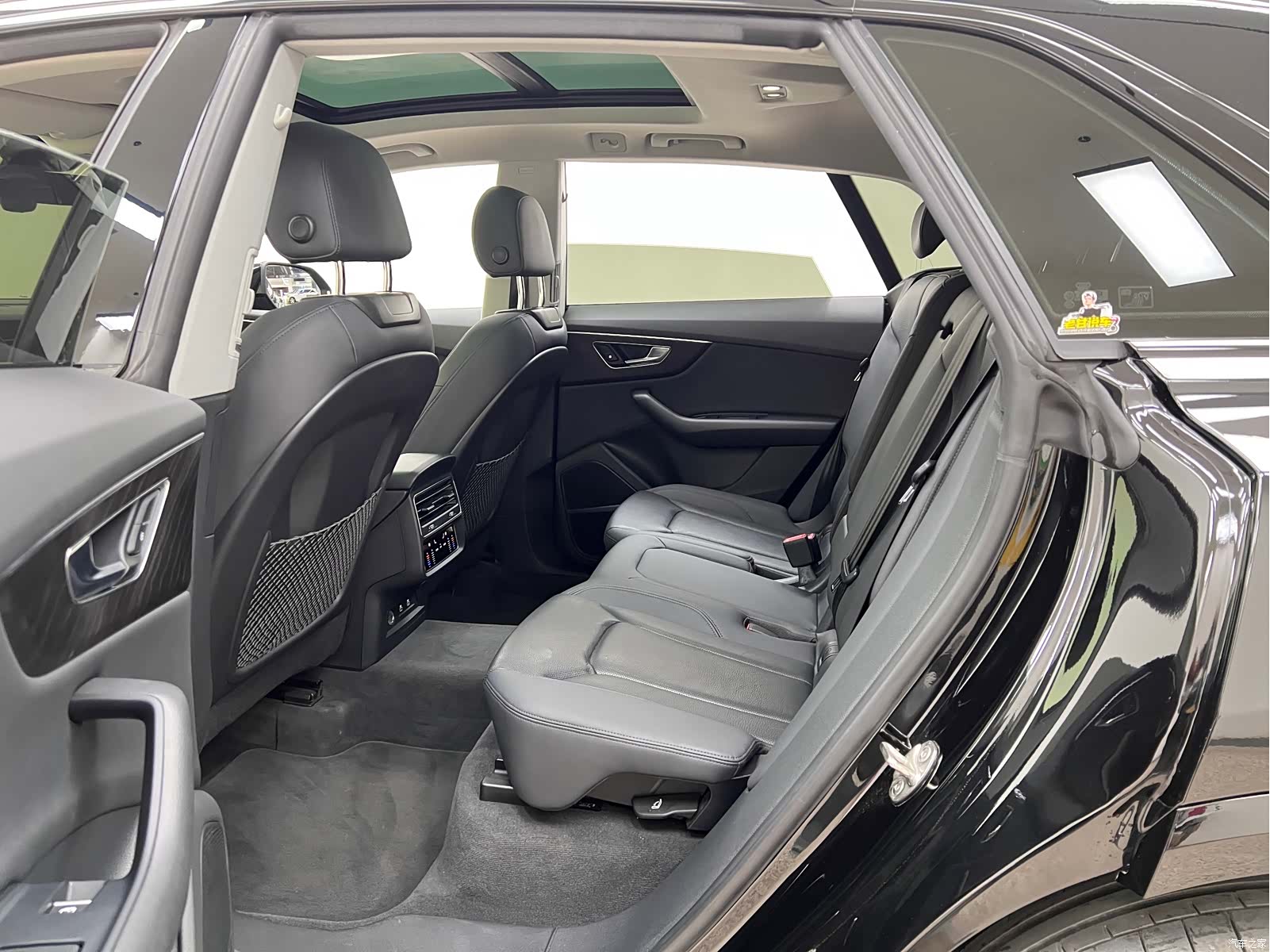 Audi Q8, 2022 18