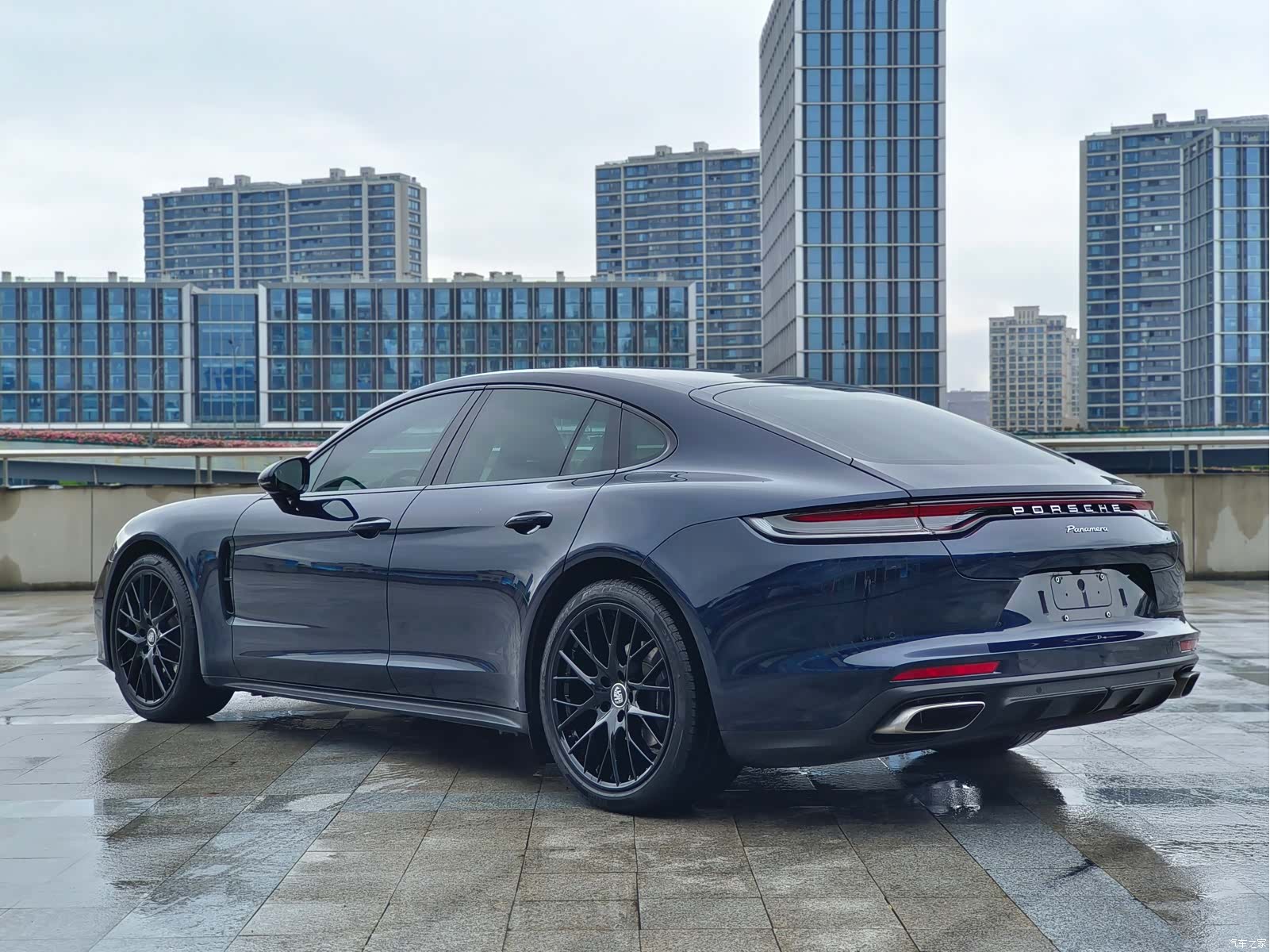 Porsche Panamera, 2022 все фото
