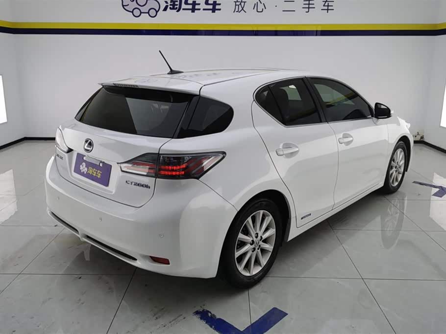 Lexus CT