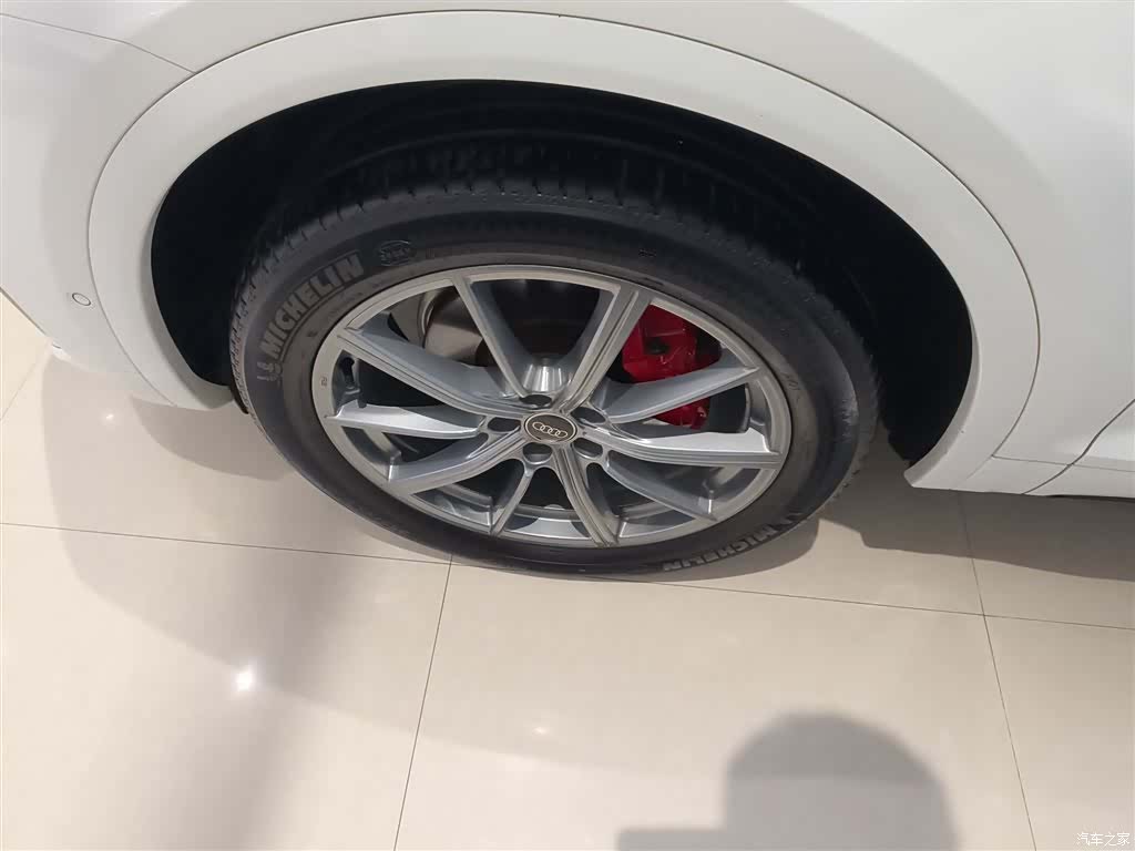 Audi Q5L, 2023 25