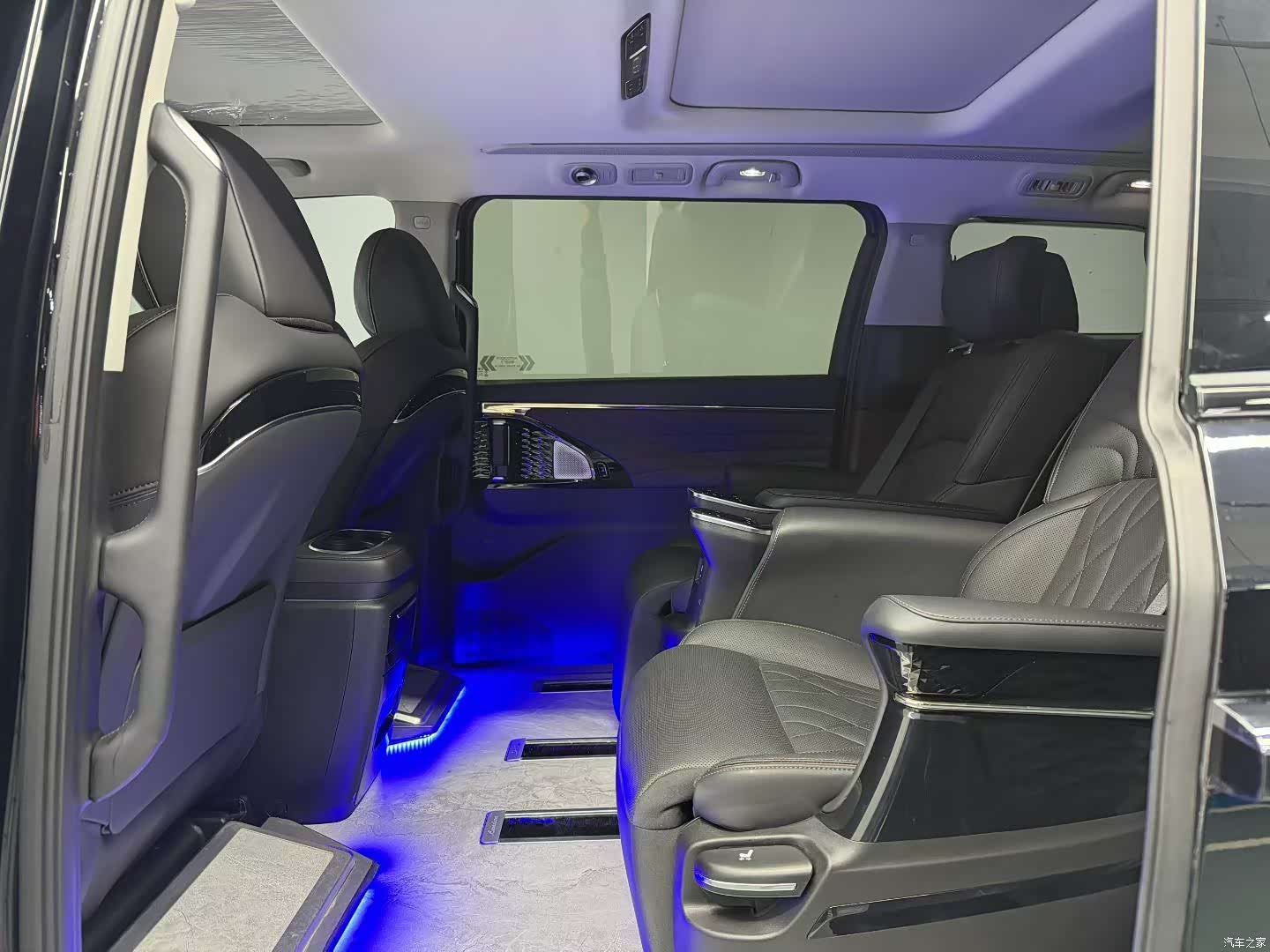 Trumpchi M8, 2025 6