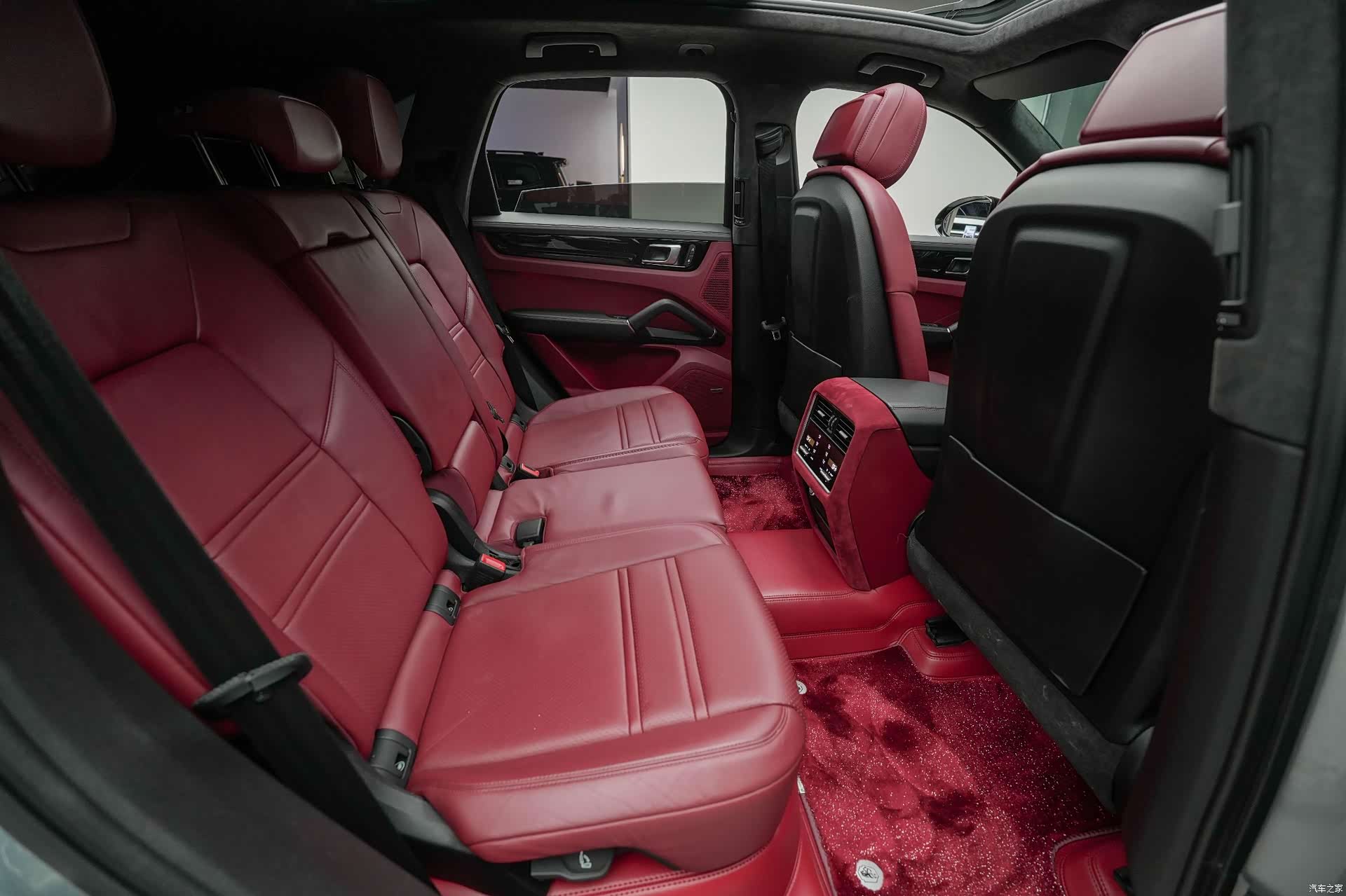 Porsche Cayenne, 2023 19