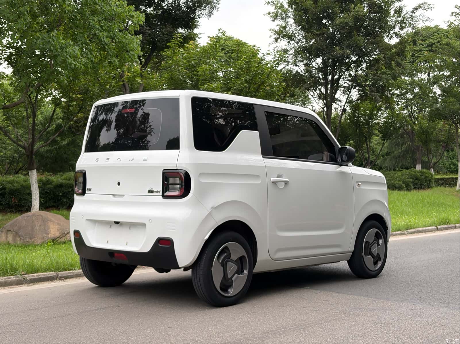 Geely Panda, 2023 3