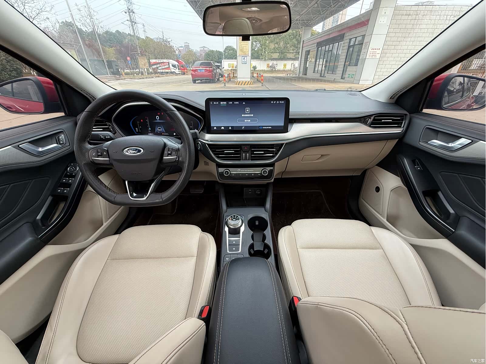 Ford Focus, 2022 16