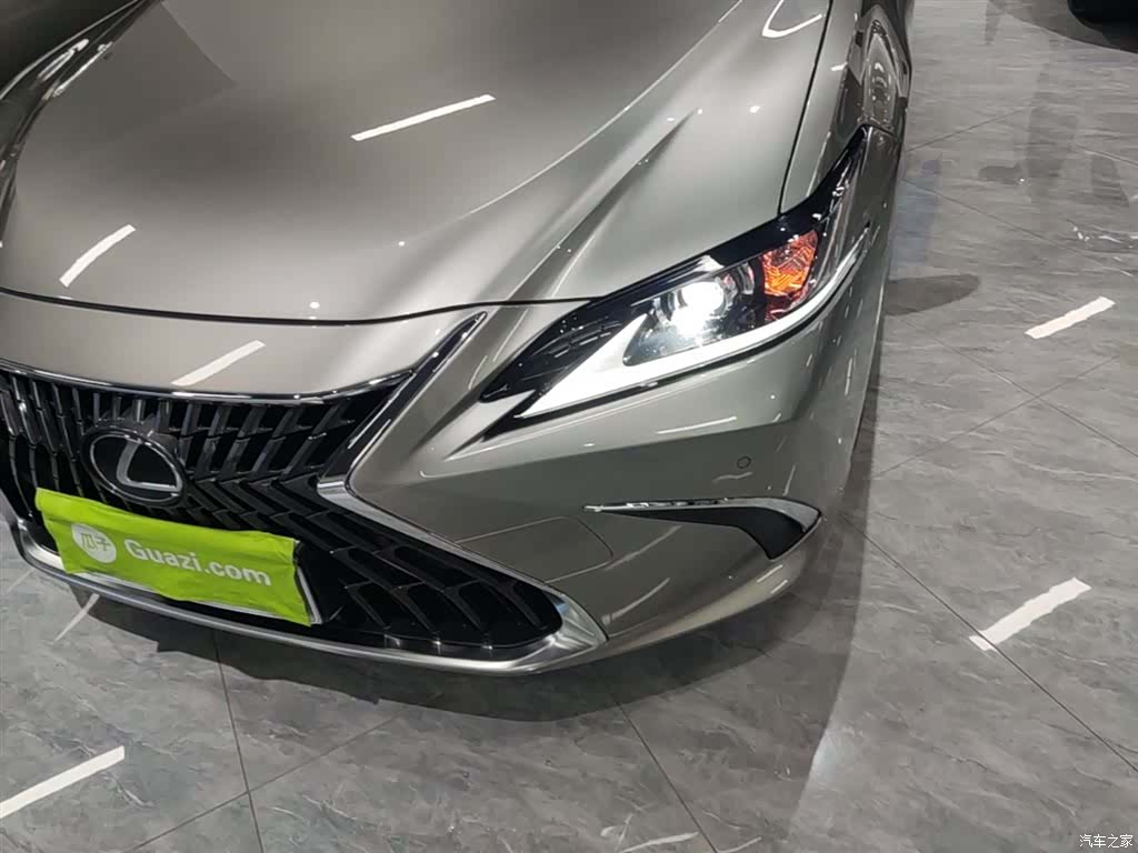 Lexus ES, 2024 24