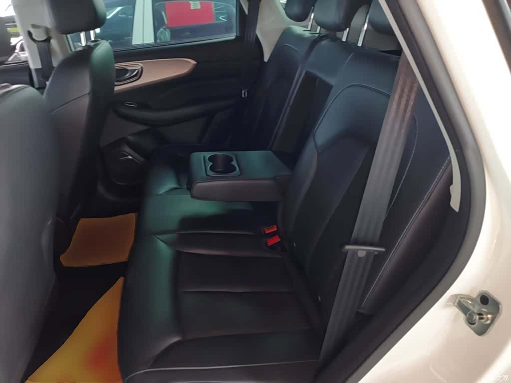 Roewe RX5, 2022 17