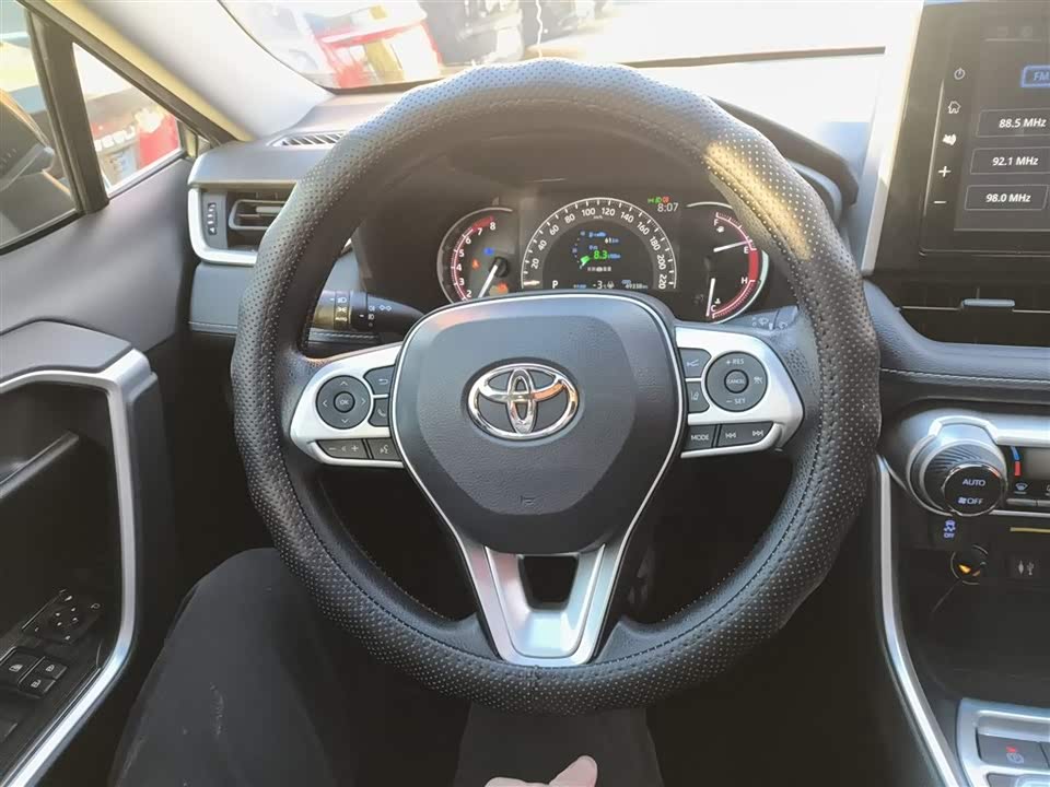 Toyota RAV4 Rongfang