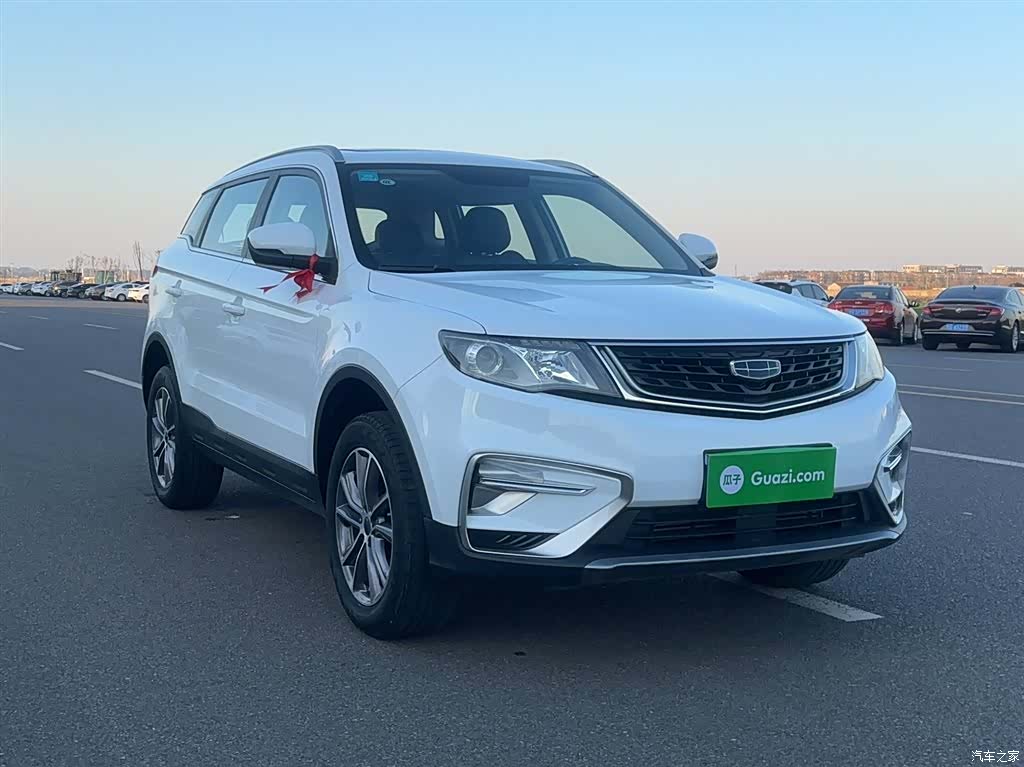 Geely Boyue, 2022 все фото