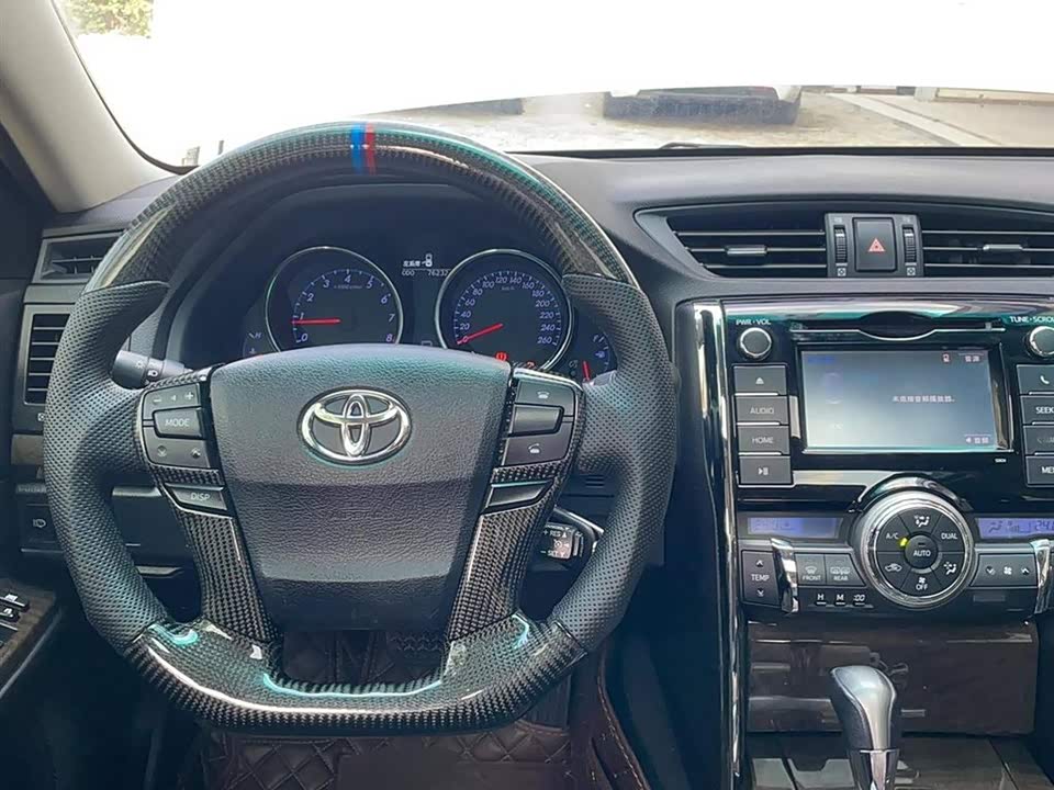 Toyota Reiz Toyota Reiz