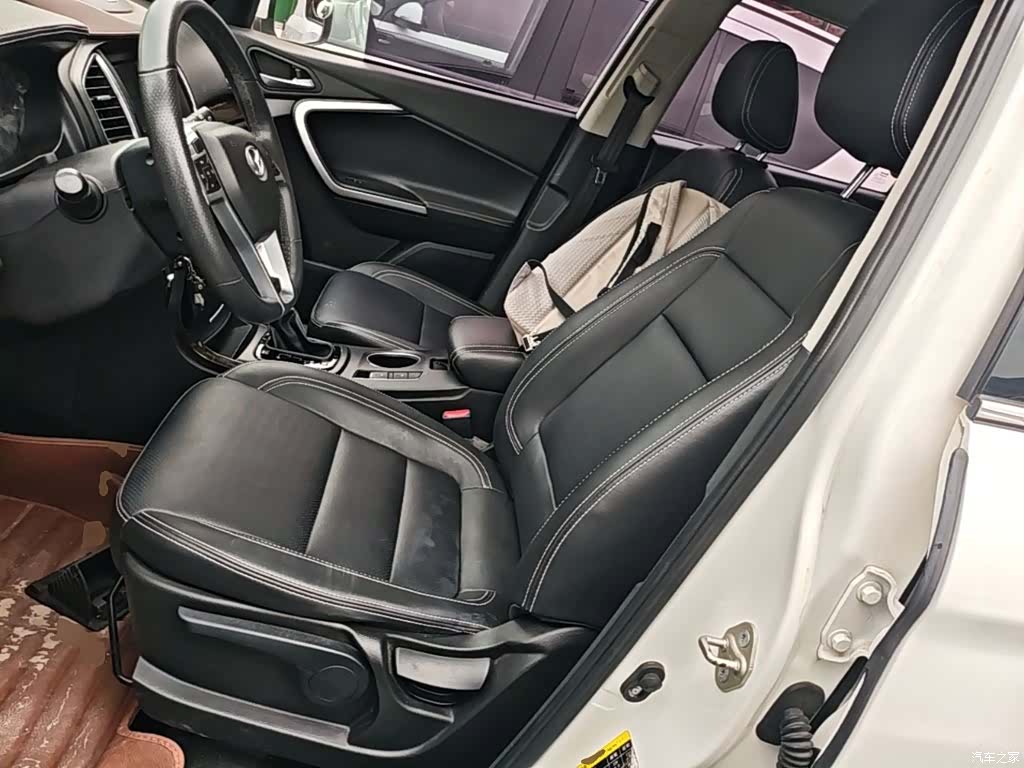 BAIC S6, 2017 15