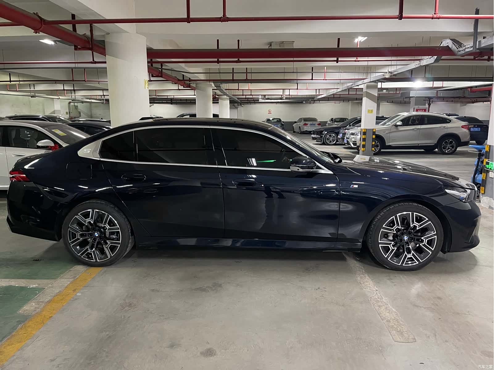 BMW 5 Series, 2025 3
