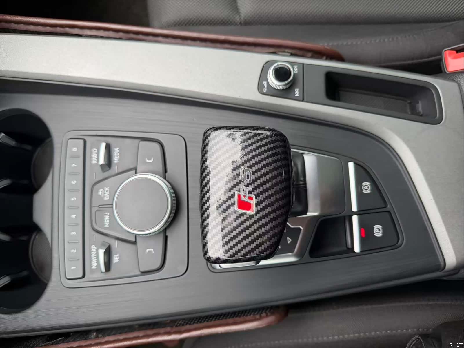 Audi A4L, 2019 11