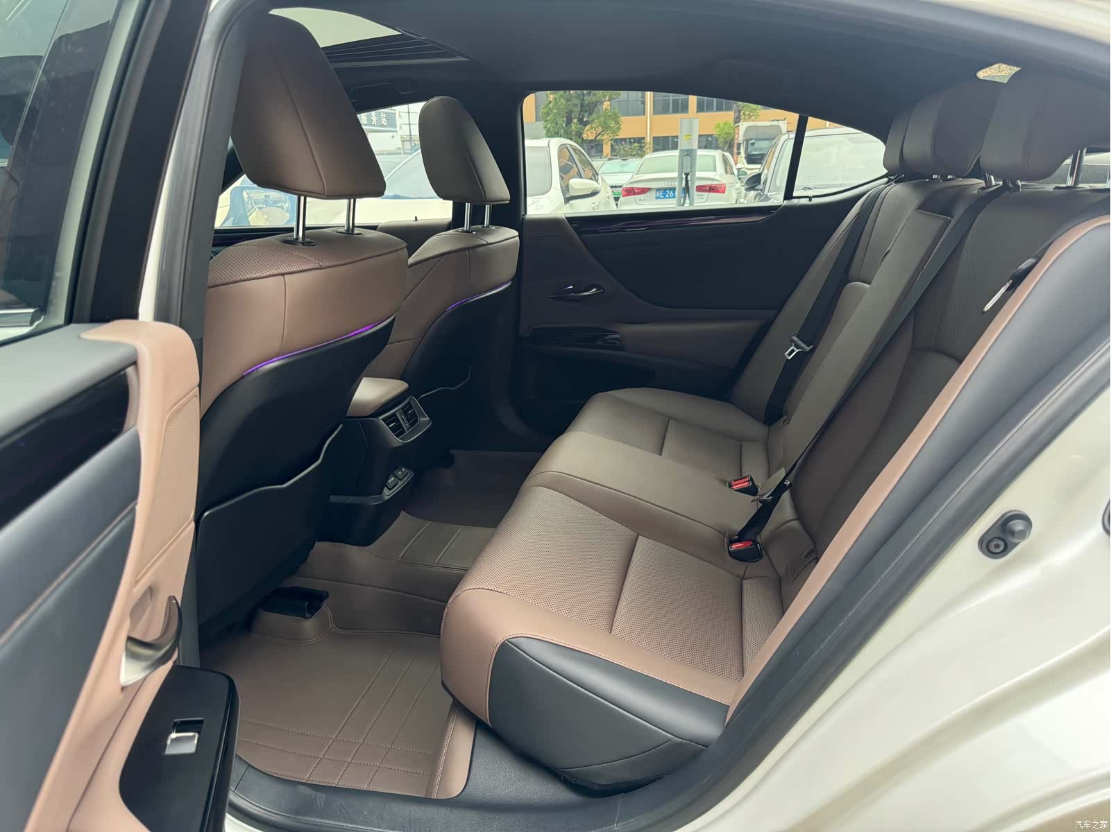 Lexus ES, 2024 6