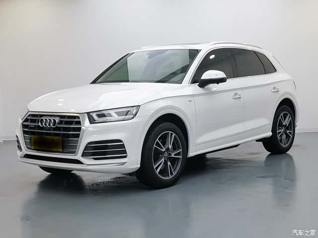 Audi Q5L, 2021 1