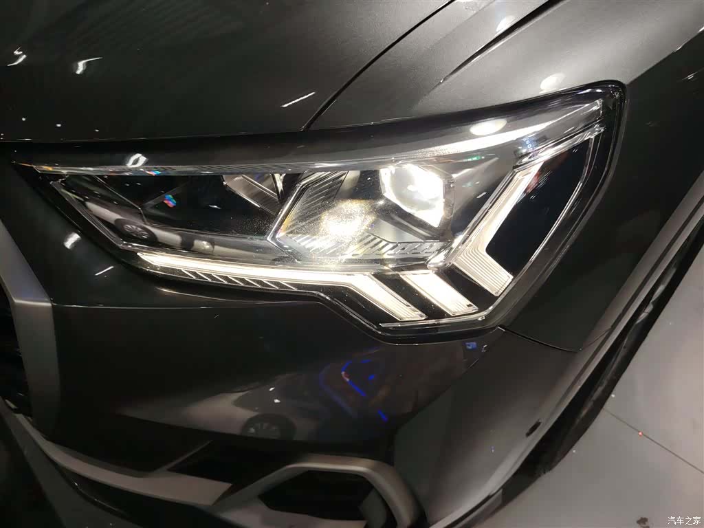 Audi Q3, 2022 24