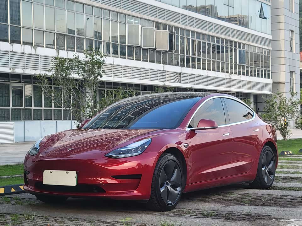 Tesla Model 3 Tesla Model 3
