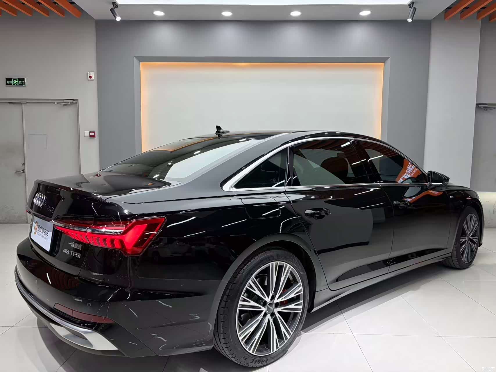 Audi A6L, 2022 4